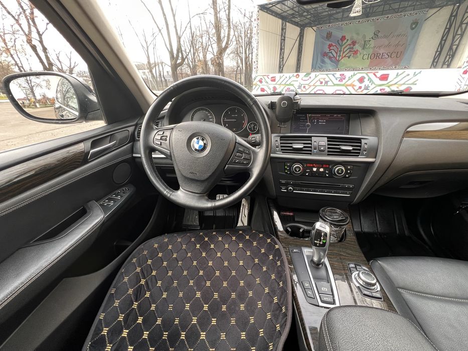 Продам бмв х3(f25)