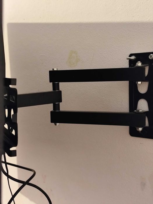 TV TDS 40 POLEGADAS C/ SUPORTE INCLUSO