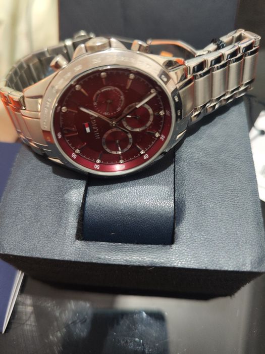 Tommy Hilfiger relogio