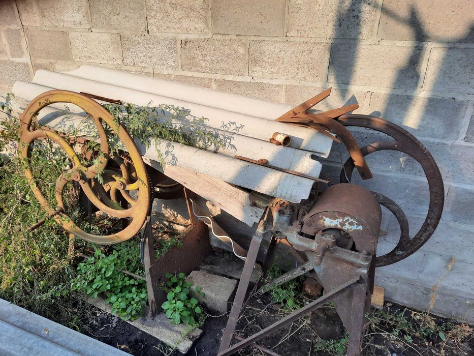 Продам січкарню господарську