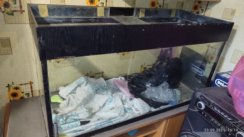 Продам акваріум б/у