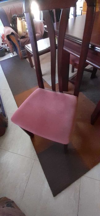 Mesa de jantar extensível com 4 cadeiras