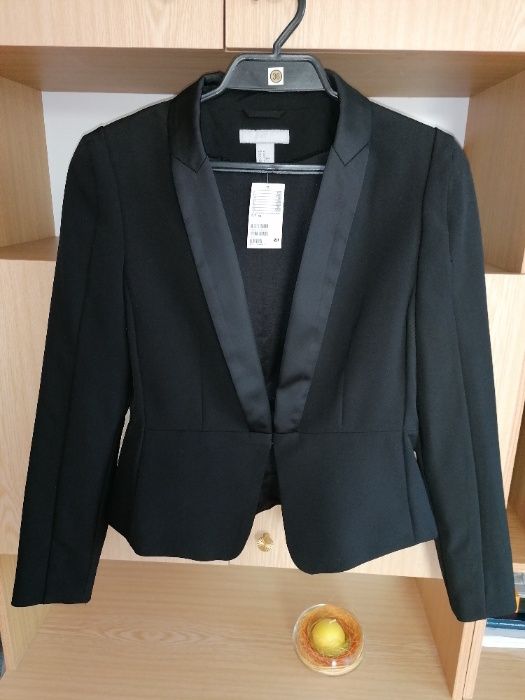 Nowa z metką czarna marynarka H&M rozmiar 42