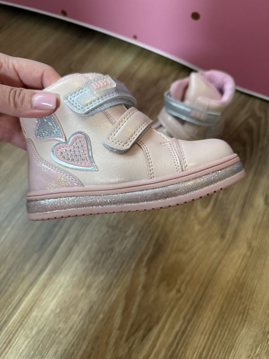 Демісезонні Нові чоботи 23,24,25 ботинки  хайтопи на дівчинку Bbt