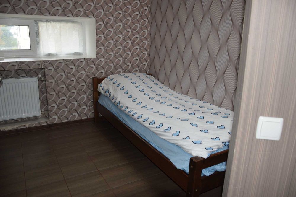 м.Наукова-центр Харкова. Сдам посуточно квартиру-студию.