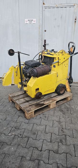 Piła drogowa przecinarka do betonu Wacker BFS 2575 KLS z niemiec