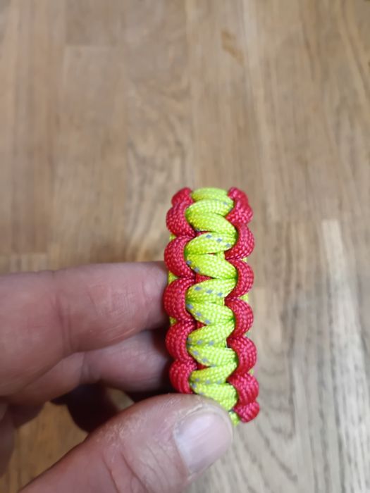 Bransoletka paracord
