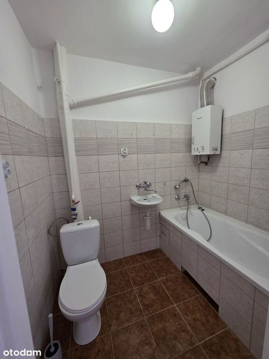 3-pokojowe mieszkanie z balkonem i piwnicą w Przemyślu