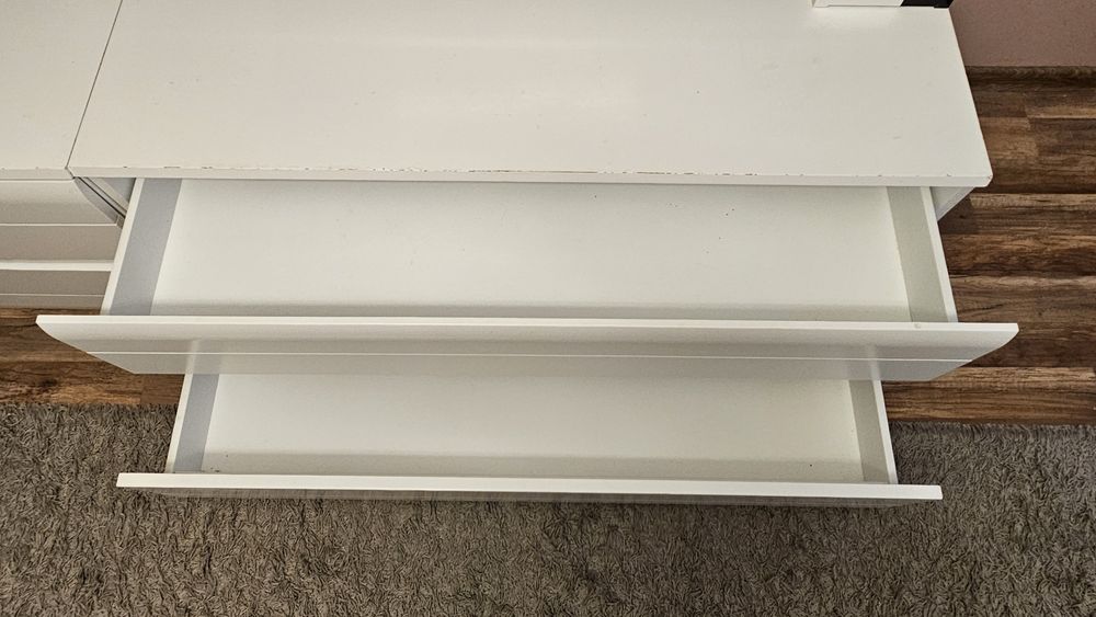 Komplet mebli do salonu: Stół + 6 krzeseł + meble