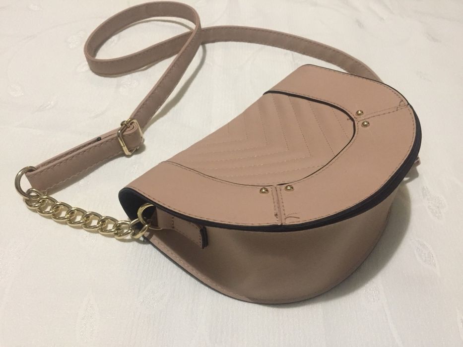 Нова стильна сумочка Primark через плече