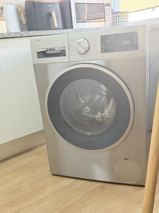 Máquina de Lavar Roupa Bosch Série 6 – 9kg | 1400 rpm | Inox – Como Nova