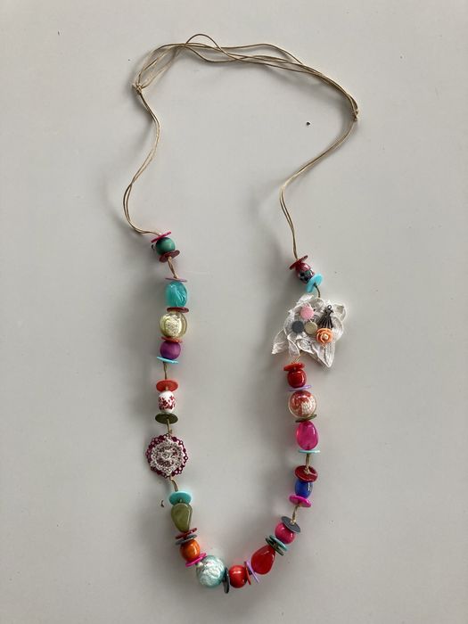 Korale długie kolorowe