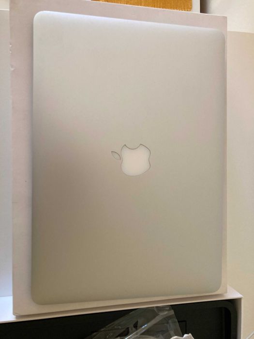 Macbook Air Mid 2012 com Apple Mouse