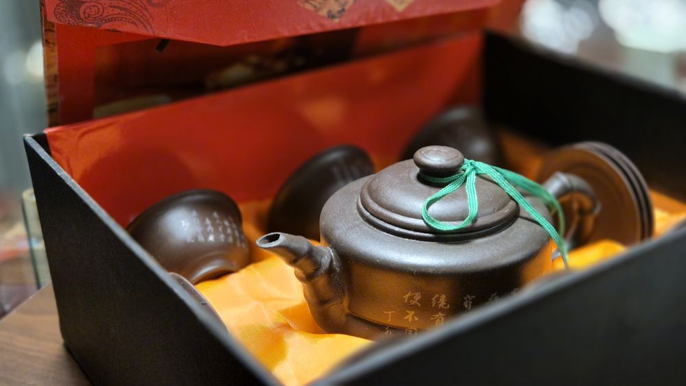 Elegancki, funkcjonalny zestaw do herbaty