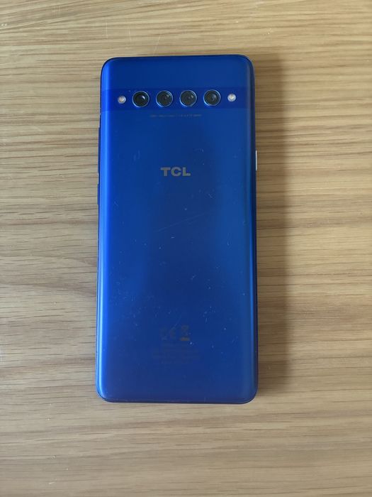 Telemóvel TCL 10 plus