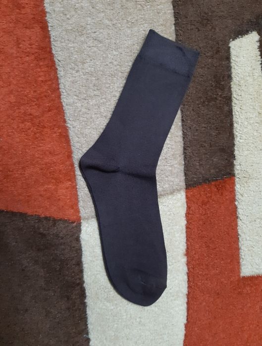 6 pares de meias em algodão bom,  novas