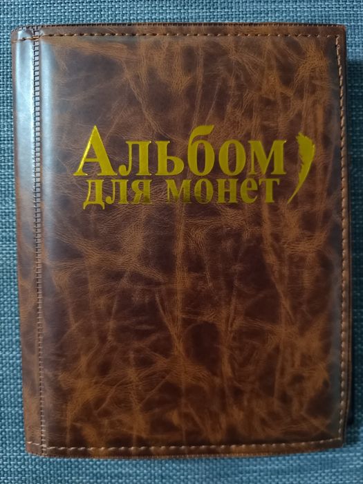 Escudos em notas e moedas para colecionadores