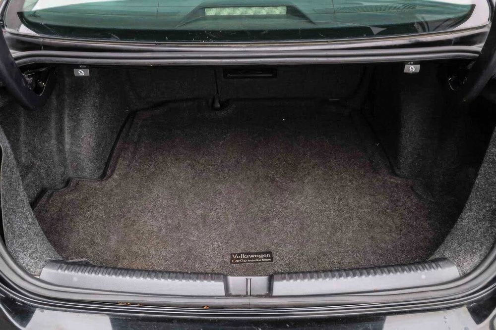 Volkswagen Jetta      2013