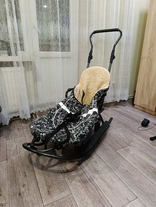 Санки на колесах