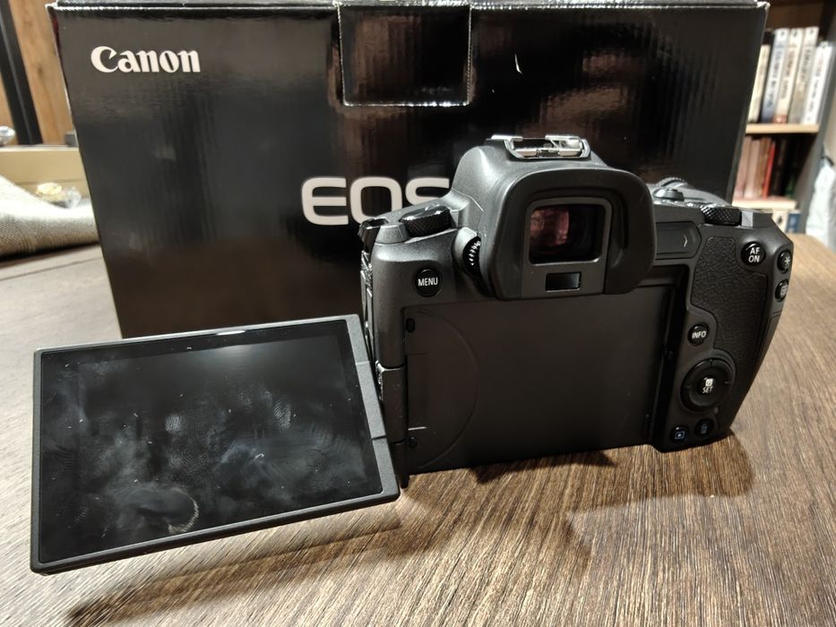 Sprzedam Canon EOR R