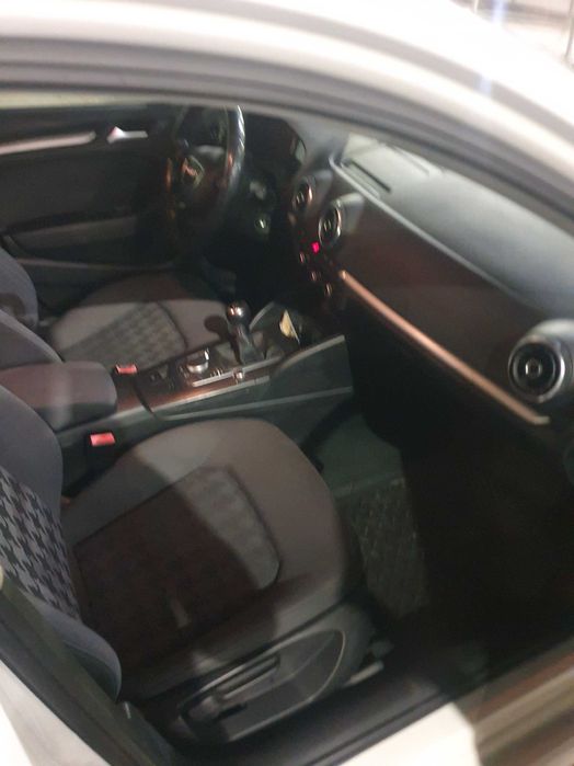 Audi A3 limousine 1.6 TDI Ultra.