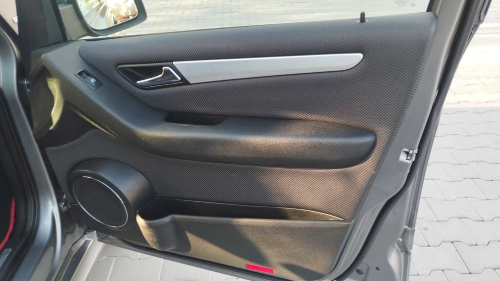 Продам Mercedes Benz B 150. 2009р.в.1.5 газ-бензин.