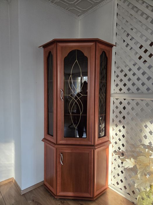 Witryna narożna stan idealny