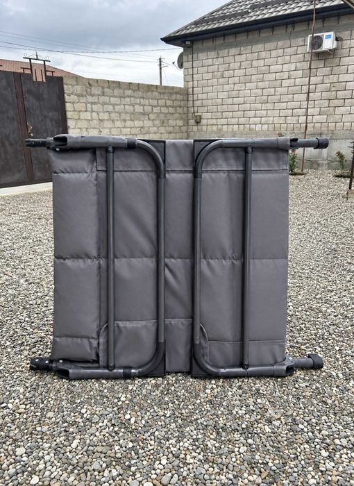 Складаний шезлонг лежак розкладачка з м’яким матрацом та підголівником