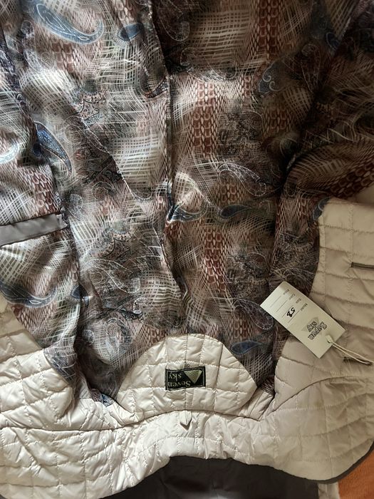 Жіноча куртка весна-осінь