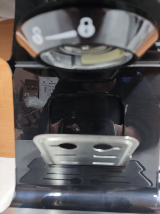 BellaVita Ekspres ciśnieniowy czarny