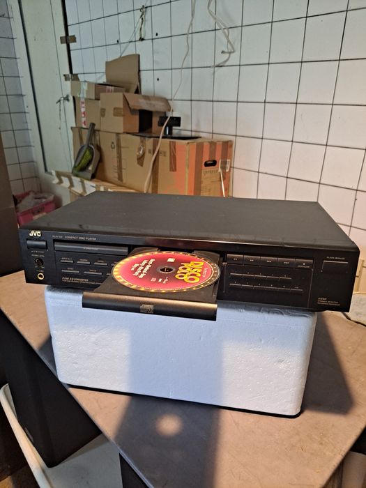 JVC XL-V152 legendarny odtwarzacz CD