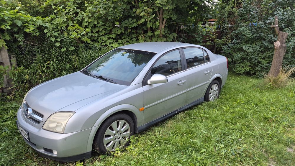 Opel Vectra C 1.8 LPG 122 KM – uszkodzona, odpala, do naprawy