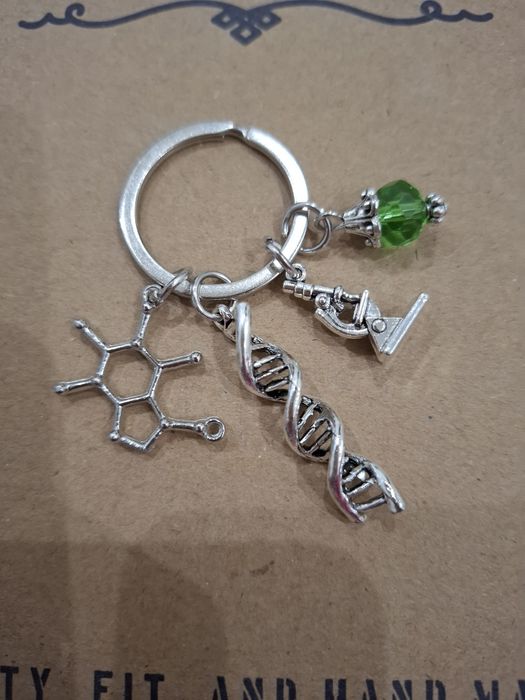 Chaveiro / Porta-chaves Química 
Novo