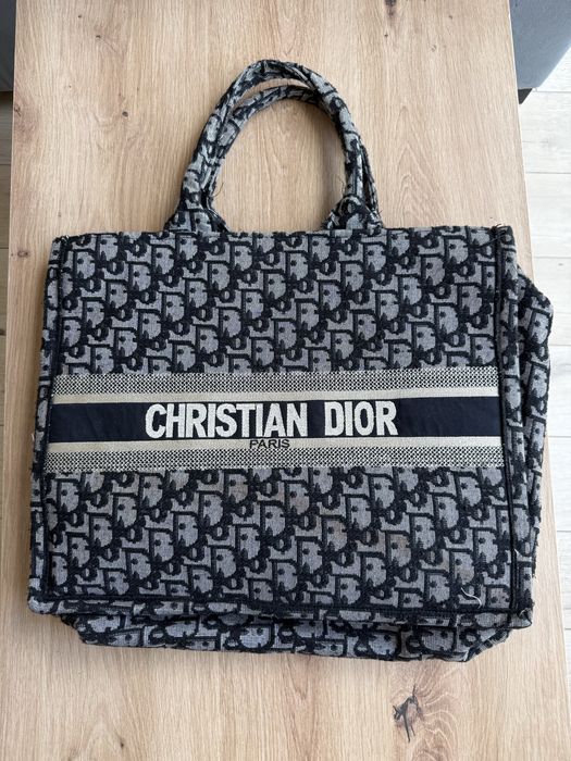 Christian Dior Book Tote totebka