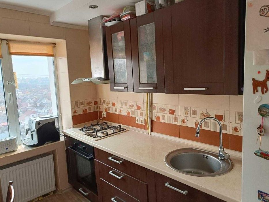 Продаж 2к квартири вул. Квартальна (Гладкова), р-н 12 квартал терра