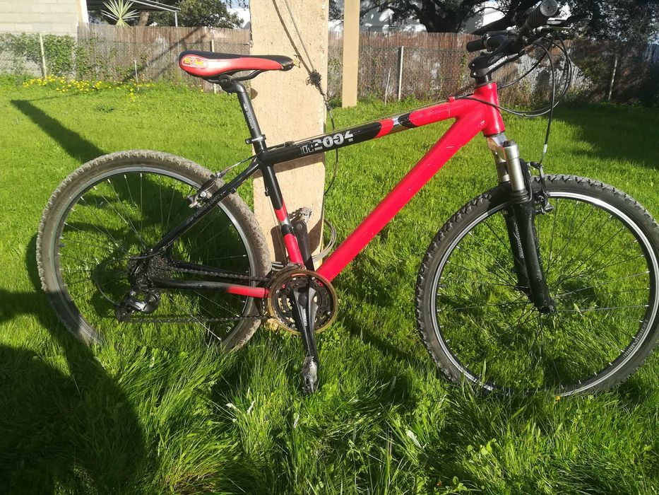 BTT  semi-nova impecável 500€