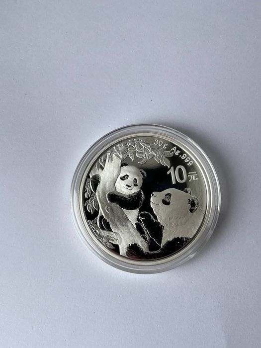 Срібна інвестиційна монета Китаю 10 юаней Панда 2021 р. ПАНДА
