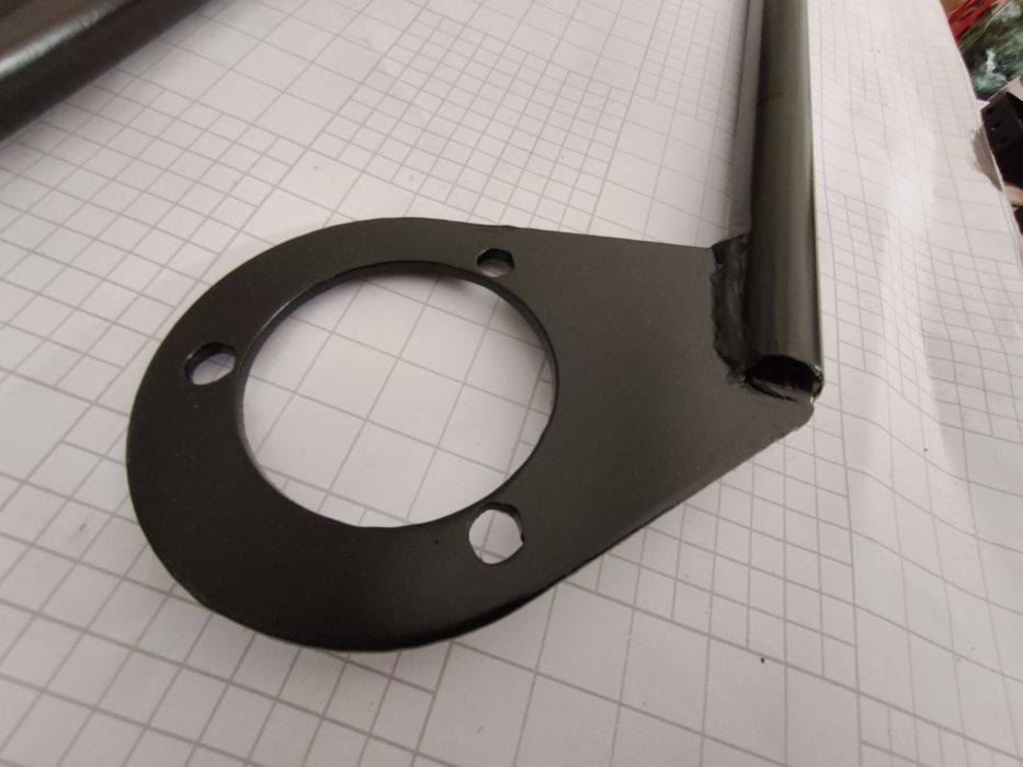 Распорка задняя BMW E34