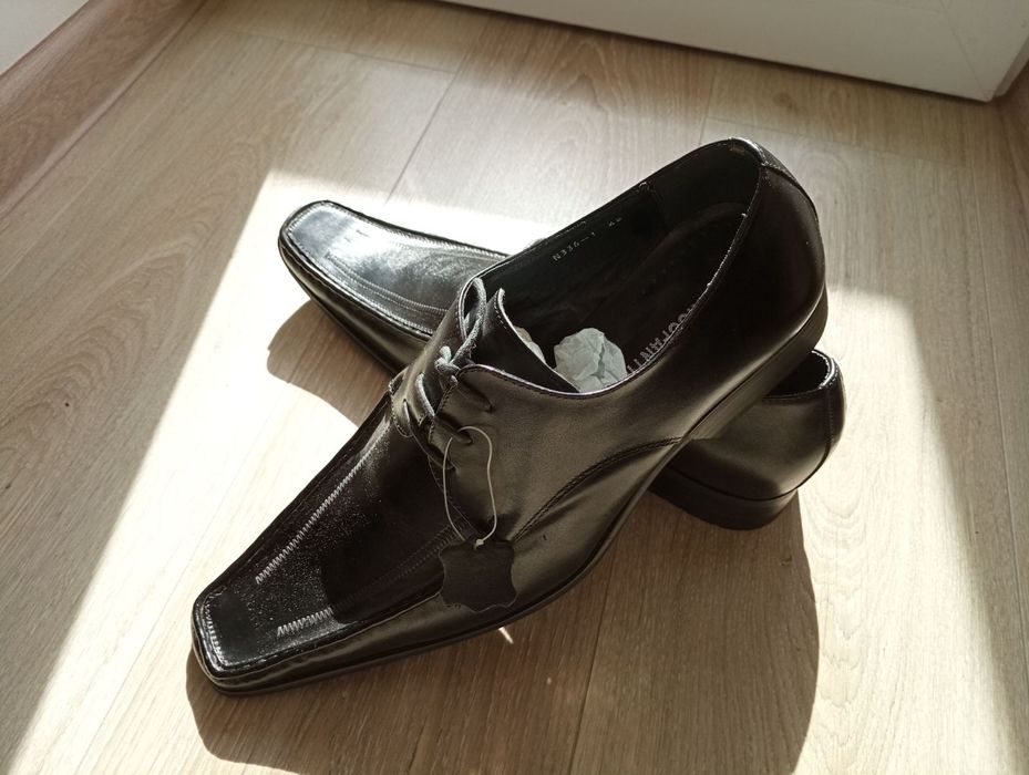 Чоловічі черевики 42 та 44