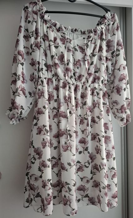 Sukienka damska w kwiaty