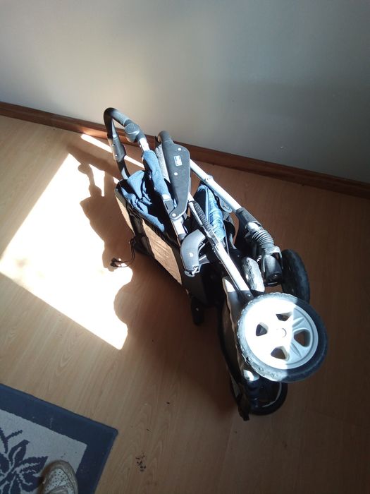 Chicco carrinho de bebê Ponee XS