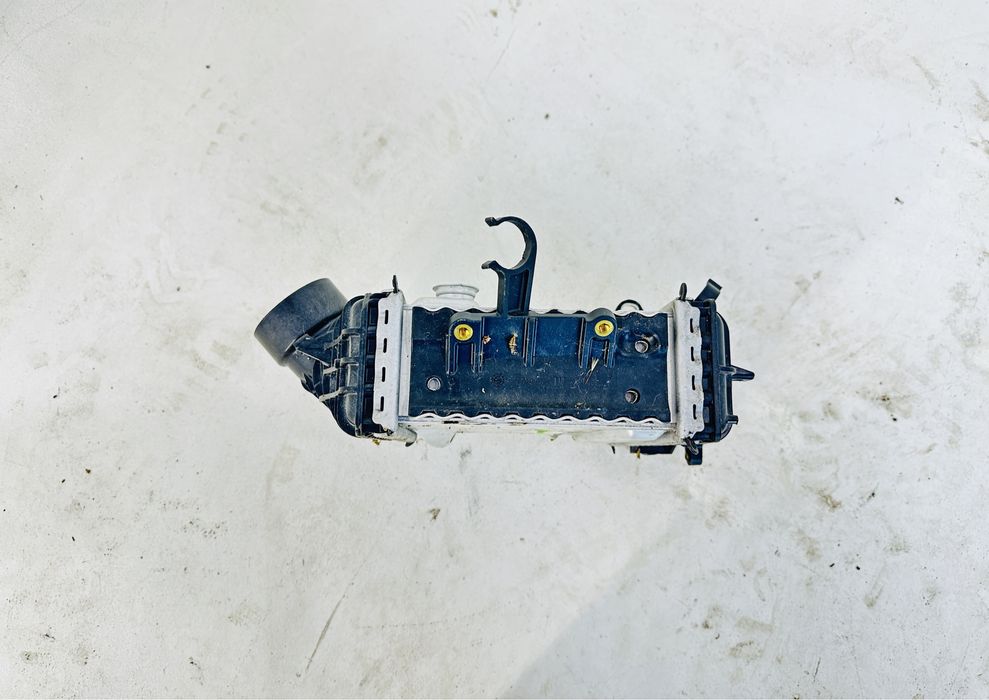 Mercedes W654 W213 intercooler chłodnica A655 OM654