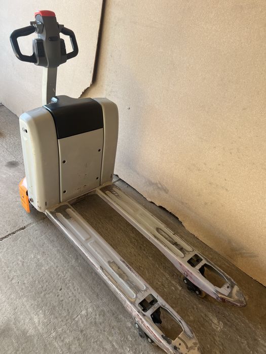 Електронавантажувач, візок, рохля (рокла) STILL ECH 15