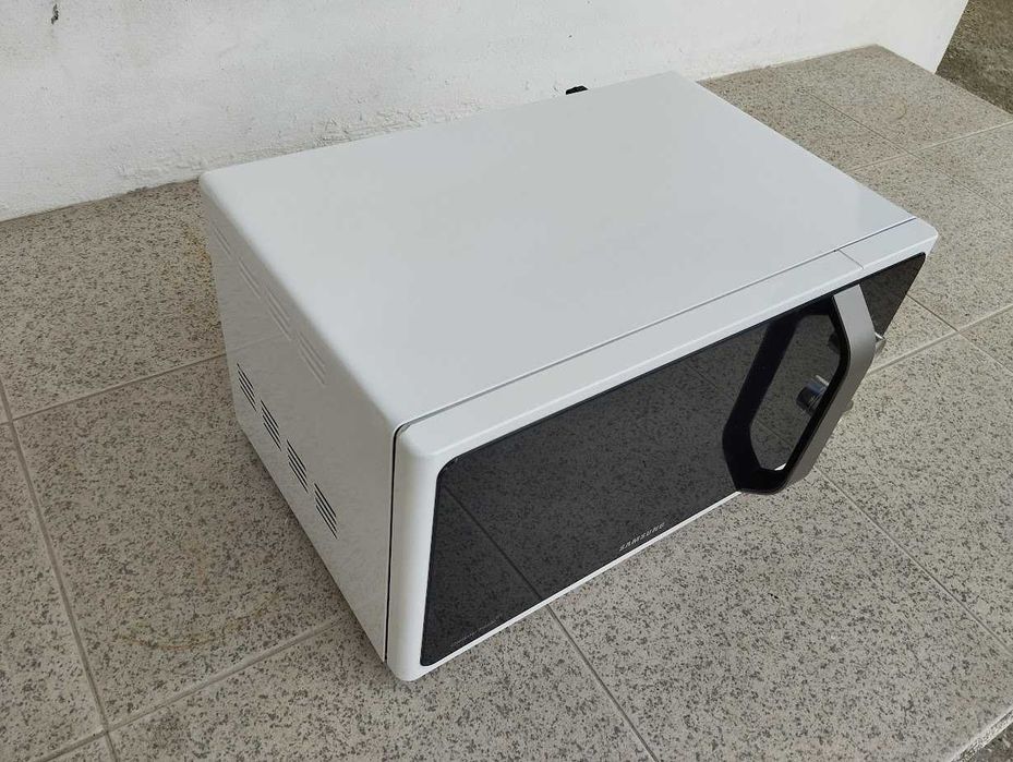 Micro-Ondas SAMSUNG MS23F301EAW
