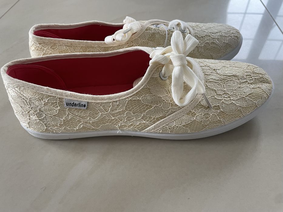 Buty sportowe damskie