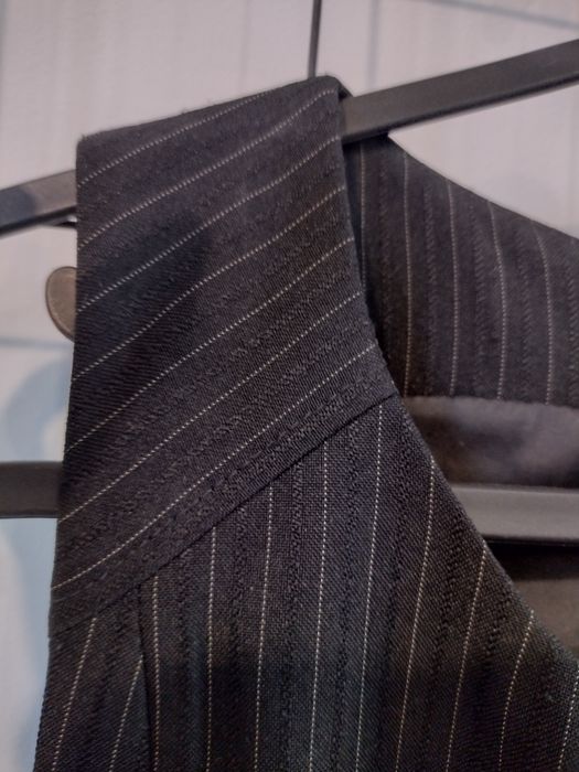 Elegancka czarna sukienka w delikatne paseczki 40/42 M/L