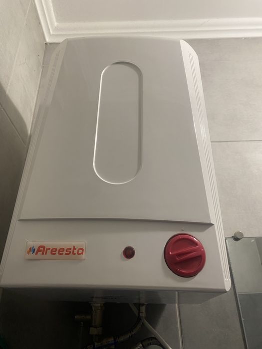 Электро Бойлер 10 л AREESTA ,над мойкой