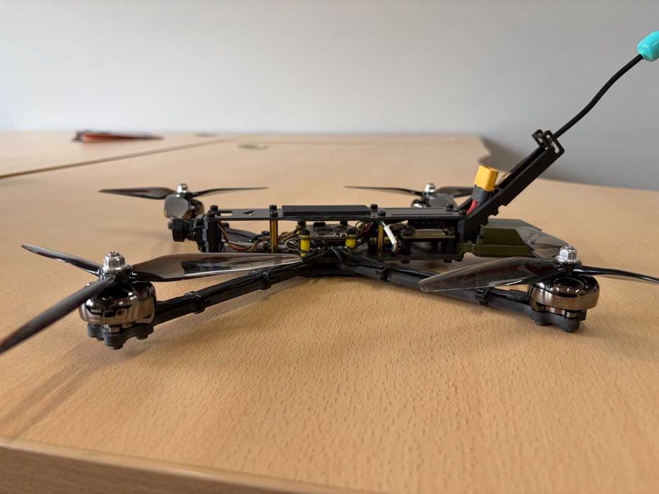 7-дюймовий квадрокоптер FPV