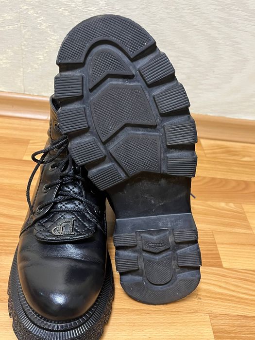 Демесезоні шкіряні  ботинки