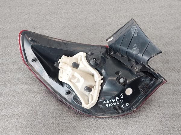 Farolim direito OPEL Astra J